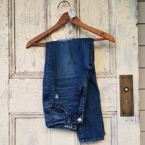 Vanilla Star Mom Jeans (Size 5)💙